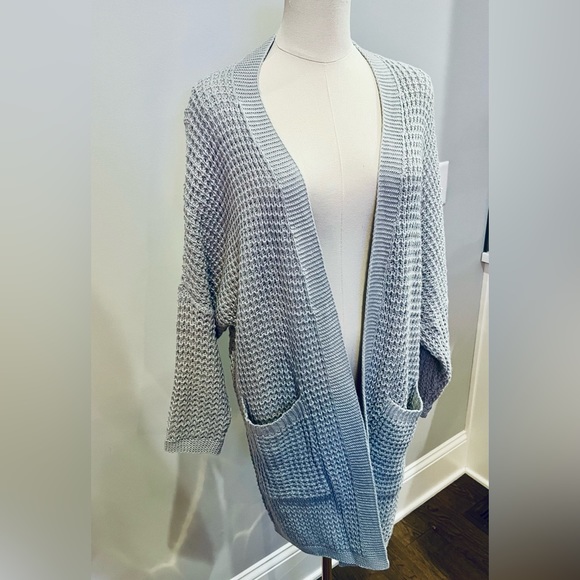 Light gray cardigan - Picture 2 of 3